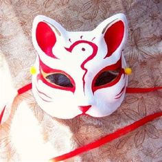 Mascaras Anbu, Japanese Fox Mask, Painted Fox, Goldfish Art, Japanese Summer, Japanese Fox, Fox Artwork, Kitsune Mask, Mask Drawing