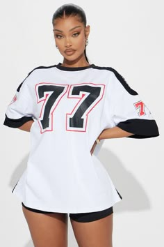 Available In White/combo, Black/combo, And Taupe/combo. Crew Neck Short Sleeve Front, Back and Sleeve Prints Stretch Color Block Disclaimer: Due to the nature of the sublimation print process, each garment is unique 100% Cotton Imported | Half Time Oversized Tee Shirt in White size 2X by Fashion Nova Oversized Tee Shirt, Comfy Casual Outfits, Sportswear Fashion, Aesthetic T Shirts, Effortlessly Chic Outfits, Fall Capsule Wardrobe, Casual Chic Outfit, Oversized Tee, Graphic Tee Shirts