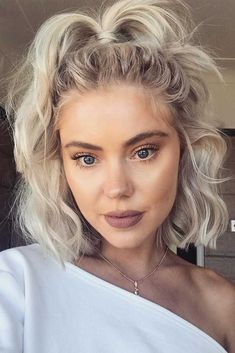 Pretty Short Hair, Short Hair Ponytail, Hairdos For Short Hair, Long Bob Hairstyles, Cute Hairstyles For Short Hair, Short Hairstyle