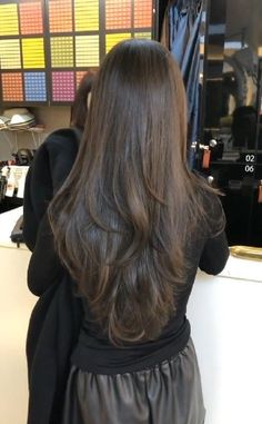 Haircuts For Long Hair With Layers, Hair Inspiration Long, Brown Hair Inspo, Hairstyles For Layered Hair, Hair Stylies, Long Brown Hair, Haircuts Straight Hair, Long Layered Hair, Haircuts For Long Hair