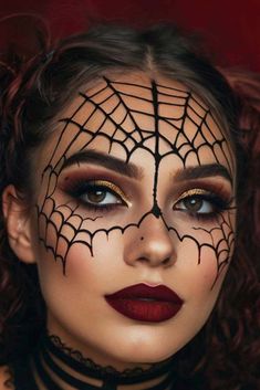 Simple Face Makeup For Halloween, Spider Makeup Halloween, Halloween Glam Makeup, Spider Web Makeup, 2024 Makeup, Maquillage Halloween Simple, Spider Makeup, Halloween Makeup Witch