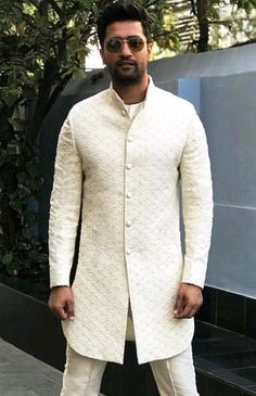 Sf Fashion, Jodhpuri Suits, Jodhpuri Suits For Men, Groomsmen Ideas, Indian Men, Dress Men, Men's Ethnic Wear