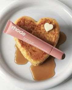 Rhode Lip, Rhode Skin, Hailey Rhode, Donut Glaze, Celebrity Makeup, Hailey Bieber, Pink Lips, Lip Oil, Lip Tint