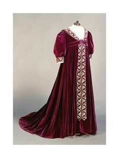 Giclee Print: Woman's Dress by Liberty, C.1900 : 24x18in Tea Gown, 1890s Fashion, Aesthetic Dress, Vintage Gowns, Antique Clothing, Edwardian Fashion, Historical Dresses, Purple Velvet, Victoria And Albert Museum