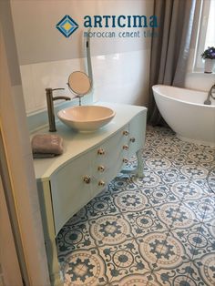 Elegante Zementfliesen, blau Cement Tiles, Cement Tile, Cement, Bathroom Vanity, Vanity, Cafe, Quick Saves, Design, Dressing Table