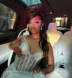 Rhinestone Mermaid Dress, 90s Prom Black Women, No Strap Prom Dress, Silver Prom Makeup, Prom Makeup Silver, Bling Prom Dresses, Prom Send Off, Prom Styles