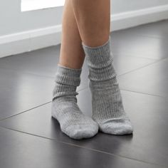 New this season, our super soft 100% cashmere bed socks are the ultimate luxurious addition to your lounge wear.  In a soft pink with a cream trim you can stay cosy in style.  Also available in pink and grey with bright pink. 100% cashmere hand wash or delicate wool cycle at 30 degrees Grey Bed, Mum Daughter, Bed Socks, Cashmere Socks, Stocking Fillers For Her, Pink Trim, Womens Cashmere, Grey Bedding, Mens Jewelry Bracelet