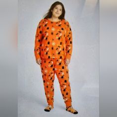 Hyde And Eek Women's Halloween 2pc Pajamas Set Color Orange Nwt Pajamas Set, Halloween Women, Color Orange, Women's Intimates, Orange Color, Pajama Set, Pajamas, Halloween, Orange