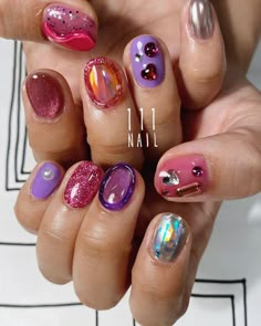 Purple Pink Nails, Pink Purple Nails, Nail Art Colorful, Pop Nails, Minimal Nails Art, Minimal Nails, Kawaii Nails, Minimalist Nails