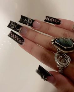 Deftones Nails Acrylic, Ed Hardy Inspired Nails, Acrylic Nail Designs Dark, Chanel Acrylic Nails, Y2k Square Nails, Black Square Nails Design, Emo Nail Designs, Nail Inspo Baddie, Dior Nails