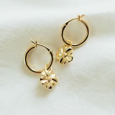 Brand New With Tags -14k Gold-Plated (Gold) -100% Sterling Silver Base -Nickel Free -Hypoallergenic -Tarnish Resistant -13.5mm Hoop -Latch Clasp Gold Earrings With Weight And Price, 4grams Gold Earrings With Price, Light Weight Earrings Gold, Floral Hoops, Gems Jewelry, Gold Earrings, Gold Color, Gold Plate, 14k Gold