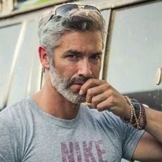 Fox Hairstyle, Gray Haircut, Grey Hair Beard, Older Men Haircuts, Haircut Gray Hair, Hairstyle Men