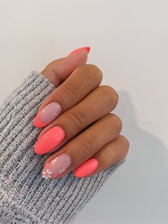 Coral Pink Nails, Coral Nails With Design, Rounded Acrylic Nails, August Nails, Coral Nails, Her Nails, Round Nails