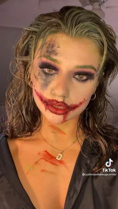 Joker Makeup Female Heath Ledger, Joker Mouth Makeup, Black Woman Joker Costume, Joker Hair Female, Mugshot Makeup Halloween, 2023 Women’s Halloween Costumes, Last Minute Joker Costume, Heath Ledger Joker Makeup Female, Joker Eye Makeup