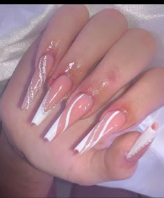 White Acrylic Nails, Simple Acrylic Nails, Glow Nails, Makijaż Smokey Eye, Long Acrylic Nails Coffin, Long Square Acrylic Nails, Uñas Acrilicas