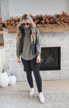 What To Wear To A Haunted House, Fall Soccer Mom Outfits, Hockey Game Outfits For Women Winter, Jean Jacket And Leggings Outfit, Size 14/16 Outfit Ideas Fall, Apple Picking Outfit Warm Weather, Casual Winter Outfits Comfy Leggings, Fall Comfy Outfits Lazy Days, Women’s Casual Outfits