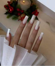 Christmas Sweater Nails, Stunning Nail Designs, Classy Nail Designs, Nail Art Trends, Christmas Nails Easy, Sweater Nails, Chic Sweater