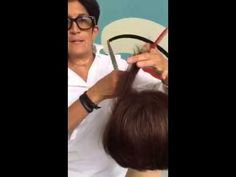 MODERN recently met with KMS California educator Lori Panarello who shares her fantastic TIP OF THE DAY on how to best get volume at the ... Stacked Haircuts, Hair Volume, Short Hairstyles For Thick Hair, Cut Hair, Bob Haircuts, Short Hair With Layers, Short Hair Styles Pixie