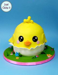 a cake that looks like a little chick