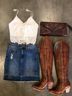 Houston Outfits, Country Music Outfits, Country Girl Outfits, Jaripeo Outfits, Rodeo Houston, Country Dress, Adrette Outfits, Cowgirl Boots Outfit