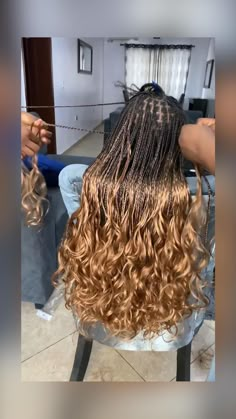 Long French Curl Braids, Protective Hairstyles Braids Natural, Microbraid Hairstyles, Hairstyles Braids Natural Hair, French Box Braids, French Curls Braids Black Women, Curly Box Braids, Braids Natural Hair, French Curls