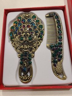 Mirror/Espejo and Comb/Peine Ochun Oshun Yalorde Santeria Osha Santo African Goddess, Handmade Mirrors, African Spirituality, African Diaspora, Comb, Gifts For Her, United States, Ships, Mirror