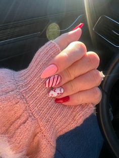 Pink Almond Nails Design Christmas, Christmas Nails Pink Candy Canes, Pink And Red Xmas Nails, Christmas Nails With Ornaments, Pink Nails With Candy Cane, Red And White Sweater Nails, Red And Pink Nails Christmas, Pink And Red Candy Cane Nails, Red Pink Christmas Nails