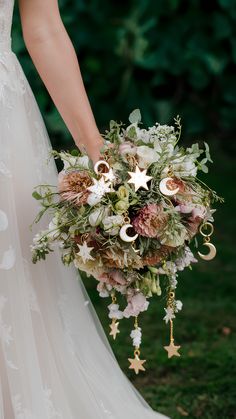 Magical Celestial Star Charm Bouquets Wedding Arch Celestial, Starry Sky Wedding Theme, Star Flower Bouquet, Sky Themed Wedding, Dreamy Fairytale Wedding, Ghibli Inspired Wedding, Winter Spring Wedding, Starry Night Wedding Bouquet, Celestial Winter Wedding