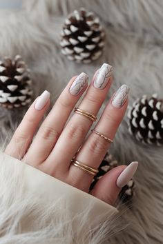 TOP 40 Bright and Beautiful January Nails to Try in 2025 Nails 2025, Elegant Manicure, Winter Designs, Small Nails, Nails Salon, Purple Swirl, Winter Nail Art, Almond Shaped