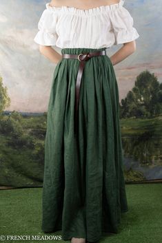 Dark Green Linen Renaissance Skirt Green Witch Aesthetic, Hobbit Costume, Ren Faire Outfits, Fair Outfits, Elf Costume, Natural Linen Fabric, Historical Costume, Fantasy Clothing, Summer Wardrobe