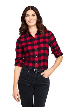 Is there anything more festive for the holidays than a pretty plaid flannel shirt. Colorful preppy tartan is the perfect touch of cozy Christmas style. Stylish Fall Outfits, Christmas Outfits Women, Buffalo Check Plaid, Combo Dress, Flannel Women, Knitted Bodycon Dress