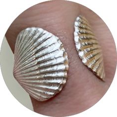 Silver Shell-shaped Ring For Gift, Silver Shell Gift, Silver Shell Rings For Gift, Silver Shell Rings For Beach, Unique Silver Shell As A Gift, Silver Shell-shaped Rings For Beach, Unique Silver Shell Rings, Handmade Silver Shell As A Gift, Nickel-free Silver Shell As Gift