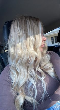 Rooted Blonde Hair Balayage, Blond And Platinum Highlights, High Root Blonde Balayage, Full Blonde Dyed Hair, Fully Blonde Hair Color Ideas, Blonde Going Blonder, Ashy Bleach Blonde Hair, White Hair With Root Smudge, Blonde Hair Not From Roots