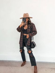 ✨ Best Winter Outfits, Nashville Outfits, Fall Feels, Midi Skirts, Fashion Mistakes, Looks Chic, Country Outfits