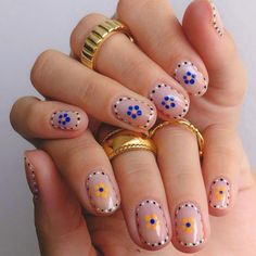 Short Squoval, Dots Nails, Cute Gel Nails, Minimalist Nails, Dream Nails, Funky Nails, Chic Nails, Dope Nails