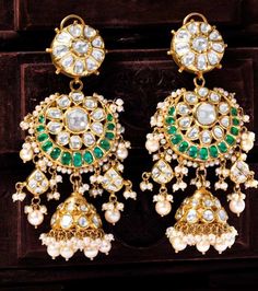 Jewellery South Indian, 22 Carat Gold Jewellery, Antique Gold Rings, Jewellery Bridal, Jewellery Wedding, Beautiful Gold Necklaces, Jewel Wedding, Indie Jewelry, Chandbali Earrings