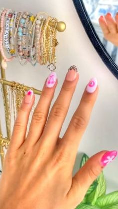 #preppy #summer #nails #preppynails #fyp #pinterest #nailart #nailinspo #trendy #tiktok #fyp Cute Nails School, Trendy Nails Preppy, Preppy Nails French Tip, Preppy Birthday Nails, Tennis Nails, Preppy Nail Ideas, Really Short Nails Ideas, Preppy Summer Nails, First Day Of School Nails