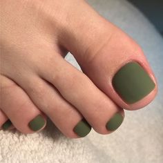 Green Toe Nails, Fake Toenails, Feet Nail Design, Matte Nails Design, Feet Nails