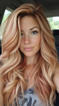 Strawburn Hair, Strawberry Blonde Grey Hair, Hair Highlights For Blonde Hair, Blonde With Copper Peekaboo, Rose Gold Highlights Blonde, Neopolitan Hair Highlights, Alternative Blonde Hair, Blonde With Red Lowlights Hair, Blonde Hair With Red Highlights