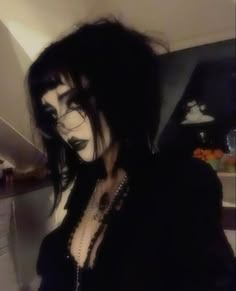 Trad Goth Makeup, Goth Subculture, Trad Goth, Goth Look, Goth Women, Gothic Makeup, Goth Makeup, Goth Aesthetic, Grunge Makeup