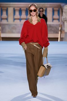 Fall Runway, Runway Trends, Brown Pants, Winter Trends, Red Sweater, Fall 2023, Red Shirt