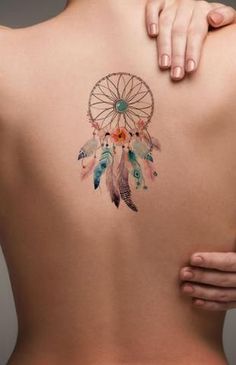 Tatuajes de atrapasueños en la espalda Small Dreamcatcher Tattoos For Women, Small Dreamcatcher Tattoo, Daffodil Watercolor, Flower Hummingbird, Deez Nuts, Arrow Tattoos, Elephant Tattoos