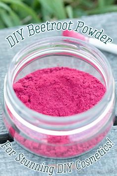 A vibrant bowl of homemade beetroot powder, showcasing its rich color and fine texture, perfect for natural DIY Cosmetics. Homemade Blush, Beet Root Powder, Beet Root, Fresh Beets, Lip Tints, Homemade Cosmetics, Diy Lip Gloss, Healthy Supplements, Beetroot Powder