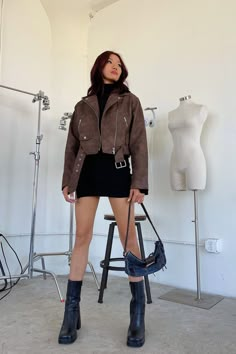 Cute Fall Party Outfits, Leather Jacket Outfit Summer, Leather Jacket Dress Outfit, Badass Outfits For Women, Leather Jacket With Dress, Outfits With Leather Jackets, Cropped Leather Jacket Outfit, Crop Jacket Outfit, Dress With Jacket Outfit