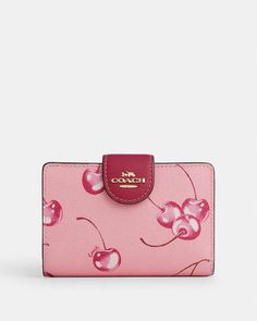 COACH® Outlet | Medium Corner Zip Wallet With Cherry Print Coach Bags Outlet, Trashy Outfits, Purse Essentials, Sustainable Bag, Cute Wallets, Girly Bags, Jewelry Accessories Ideas, Fancy Bags, Coach Outlet