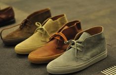 Footwear Inspiration, Desert Boot, Mens Style Guide, Common Projects, Desert Boots, Well Dressed Men, Suede Shoes, Shoe Game, Chukka Boots