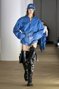 Denim Fashion Women, Fashion D, Lee Denim, Dion Lee, Denim Trends, Fashion Week Runway, Stage Outfits, Contemporary Fashion