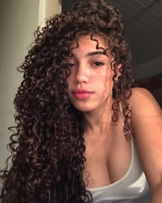 Curly Hair Beauty, Brown Curly Hair, Hairdos For Curly Hair, Hair Stylies, Curly Hair Inspiration, October 10, Curly Hair Tips, Aesthetic Hair, Gorgeous Hair