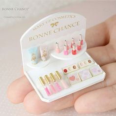 Miniature makeup set 💄 Manicures Ideas, Nail Ideas Pink, Ideas For Nails, Doll Miniatures, Best Nails, Nails Cute, Mini Makeup