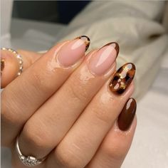 Tortoiseshell Accessories, Cheetah Print Nails, Unghie Sfumate, Retro Nails, November Nails, Simple Gel Nails, Her Nails, Leopard Nails, Neutral Nails